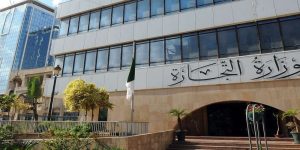 فيما تم حجز سلع قيمتها 314 مليون دج … وزارة التجارة تكشف: ” مليارا (02) دج تعاملات تجارية غير مفوترة خلال 10 أيام “