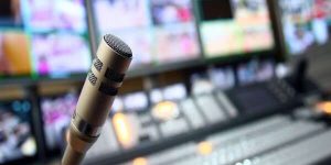 دعت بالمقابل إلى الاحترام الجدي لفترة الصمت الانتخابي… سلطة الضبط تثني على التناول الإعلامي لمجريات الحملة