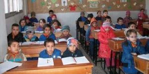 قالوا إن النقائص أثرت على تحصيلهم العلمي… أولياء تلاميذ دالي ابراهيم يحتجون على ظروف تمدرس أبنائهم