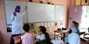 هذه شروط إدماج الأساتذة المتعاقدين والفئات المعنية بقرار رئيس الجمهورية