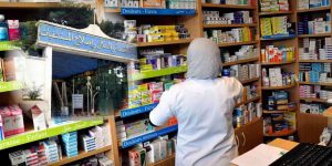 “إجراءات استعجالية” لوضع حد لندرتها… وزارة الصحة تقرر استيراد الأدوية في جويلية القادم