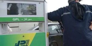 قسنطينة… نقص “سير غاز” يخلق أزمة لأصحاب السيارات