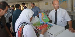 غليزان.. تخصيص أزيد من 20 نقطة لبيع الكتاب المدرسي