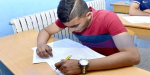 قبل أيام من الموعد المصيري.. كيفية تنظيم الوقت للمقبلين على الامتحانات