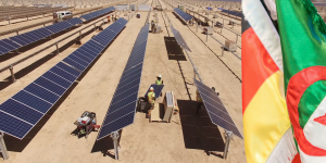 بعدما ظل مجمدا لسنوات لأسباب غير معلومة… بعث مشروع “ديزيرتيك” لإنتاج الكهرباء عبر الطاقات المتجددة مع الألمان