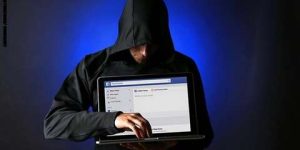 محتالون.. ينشرون نداءات استغاثة عبر مواقع التواصل