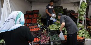 ارتياح كبير لانخفاض أسعار الخضر والفواكه بأسواق بومرداس