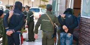 تحترف السرقة والسطو.. تفكيك شبكة إجرامية خطيرة في وهران