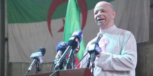 عبد القادر بن ڤرينة: بقايا العصابة لا زالوا موجودين في بعض دوائر الدولة