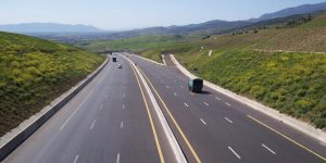 أوامر بصيانة نظام الصرف على مستوى الطرق والطرق السيّارة تحسبا لموسم الأمطار