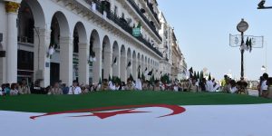 صحيفة باكستانية تصدر ملفا خاصا بالجزائر بمناسبة الذكرى ال68 لاندلاع الثورة التحريرية  