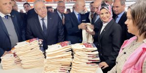 زغدار يعاين بغليزان الشركة الجزائرية التركية لإنتاج القماش والملابس الجاهزة