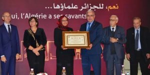 تكريم باحثين جزائريين 