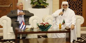 رئيس كوبا في زيارة إلى جامع الجزائر