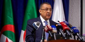 الدولة حريصة على تكييف قانوني البلدية والولاية مع متطلبات الحوكمة الجديدة