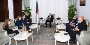 الرئيس تبون يستقبل منسق المجلس القومي والمساعدة الرئيسية لنائبة كاتب الدولة الأمريكي للشؤون الخارجية