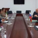 عون يتطرق مع السفير الروسي الى مشاريع الشراكة الثنائية في قطاع الصناعة الصيدلانية