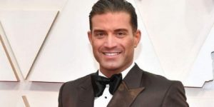 حفيد عمر الشريف يتمنى تجسيد شخصية الشيخ زايد