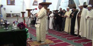 الجزائريون يقيمون صلاة الاستسقاء عبر كافة مساجد الوطن