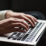 حكم الشريعة في الخيانة العاطفية بين الزوجين