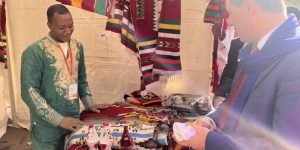 حمادي يدعو إلى ضرورة أن يكون قطاع الصناعة التقليدية رافعة لتطوير التراث الوطني