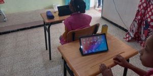 البويرة.. استفادة 45 مدرسة من ألواح الكترونية