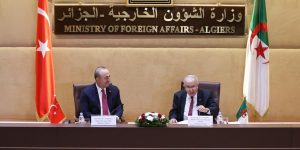 الخارجية التركية: استثماراتنا بالجزائر تجاوزت 5 مليارات دولار ونطمح للـ10