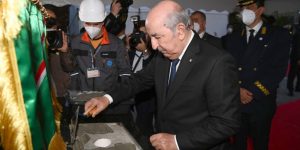 رئيس الجمهورية يضع حجر الأساس لإنجاز المدينة الإعلامية الجديدة بأولاد فايت