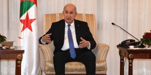 الرئيس تبون يستقبل وزير الخارجية التونسي