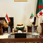 حمادي يتباحث سبل تعزيز التعاون السياحي مع سفيرة السودان