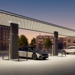 مرسيدس ستفتتح شبكة شحن وتسمح لجميع السيارات الكهربائية باستخدامها