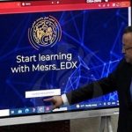 بداري: إطلاق منصة إلكترونية لتدريس الإنجليزية لفائدة 30 ألف أستاذ جامعي