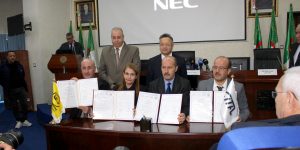 التوقيع على 15 اتفاقية إطار للتعاون بين وزارة التعليم العالي والبحث العلمي ووزارة الصناعة