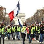 فرنسا أمام أزمة سياسية قادمة