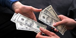  كيف حافظ الإسلام على نعمة المال ؟