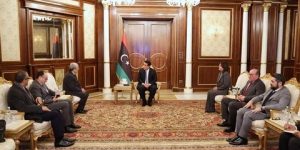 المنفي يستقبل وزير الخارجية التونسي