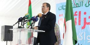 رزيق يؤكد أن إقامة هذه التظاهرات يشكل فرصة للتعاون الاقتصادي الإقليمي