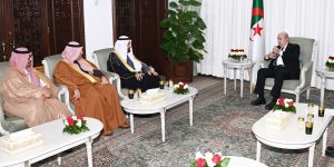 الرئيس تبون يستقبل وزير الحج والعمرة السعودي