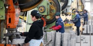 انتعاش النشاط الصناعي في الصين بعد إلغاء قيود “كورونا”