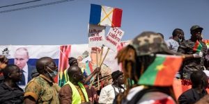 بوركينا فاسو: تظاهرات شعبية في العاصمة واغادوغو مناهضة لفرنسا