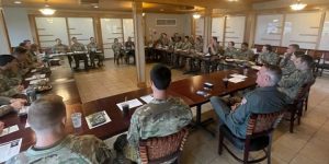 جنرال بالجيش الأميركي يتوقع نشوب حرب مع الصين في 2025