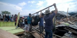 زلزال بقوة 7 درجات يقع شمالي إندونيسيا.. ومخاوف من حدوث تسونامي