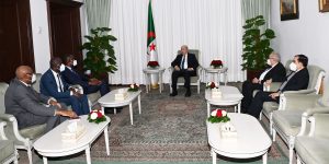 الرئيس تبون يستقبل وزيري الخارجية والمصالحة والتلاحم الوطني الماليين