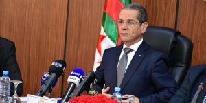 وزير الفلاحة يضبط غدا آليات تموين السوق الوطنية بالبقوليات الجافة