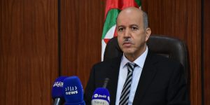 سايحي يهنئ الشعب الجزائري ومستخدمي قطاع الصحة بمناسبة عيد الإستقلال