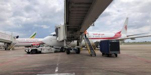 فتح تحقيق في حادثة تسلل شاب عبر طائرة تابعة للخطوط الجوية بمطار وهران