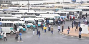 حافلات النقل الخاص.. معاناة متواصلة تطبع يوميات المواطن