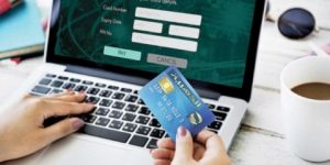 وزارة البريد تطلق حملة تحسيسية حول التجارة الإلكترونية والدفع الإلكتروني