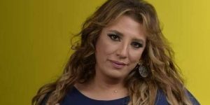 كريمة الصغيرة ترغب بتحقيق ذلك في التمثيل أيضا