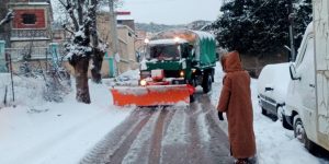 غلق عشرات المؤسسات التربوية والدرك الوطني يحذر من الصقيع في الطرقات
